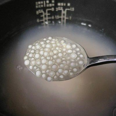 宝宝热痱的常见种类及症状解析