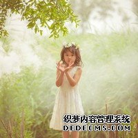 30岁女模特试管生下混血三胞胎:不打算结婚了,每个月花10万养娃_72435