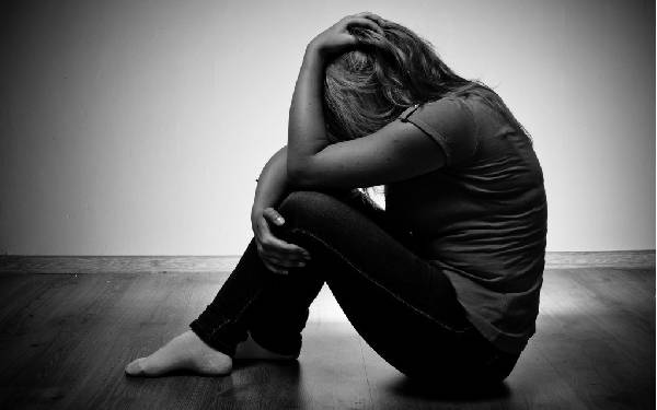 怀孕试纸图片一深一浅是怀孕吗？,孕妇怀男孩晨尿图片