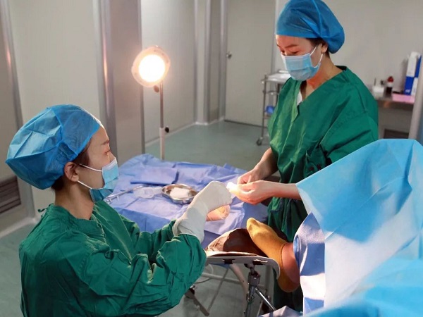 福州怎么生龙凤胎 可以做福州第三代试管婴儿技术的医院有哪些? ‘代孕86天做nt颅骨光环橢圆形男孩女孩’