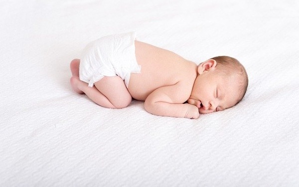 河池试管婴儿 请问河池哪里做三代试管可以要求龙凤胎呀？做一对龙凤胎多少钱？ ‘4个月看b超男女准不准’