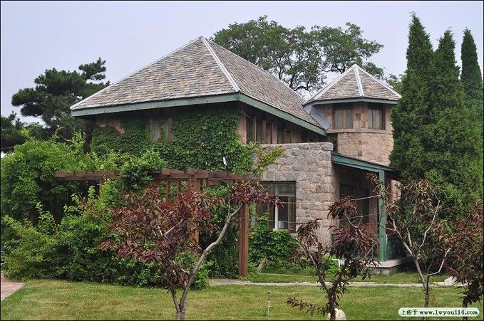 18宝宝流鼻血推拿按摩手法图解:简单有效缓解小儿流鼻血问题