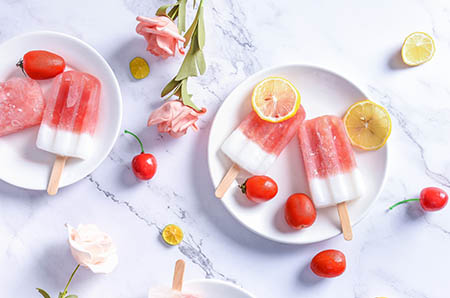 婴幼儿游泳对颈椎健康的影响探讨