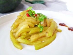 孕吐严重是否会对胎儿产生影响？解析孕期呕吐的因及对策