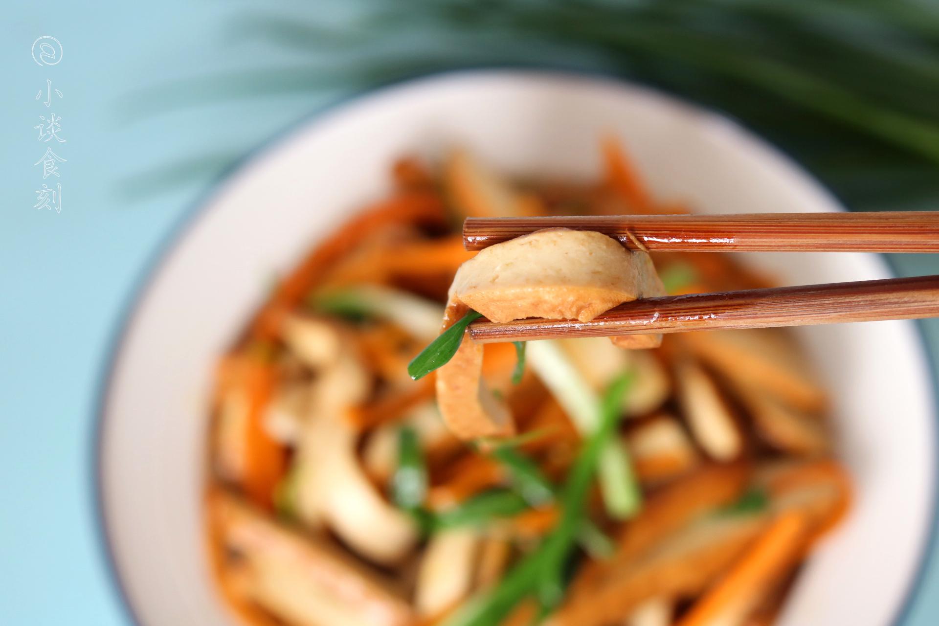 给宝宝添加辅食时,如何控制油量?宝宝适合食用哪些食用油?